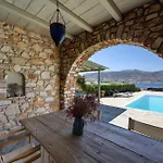 Iliablue Villa *