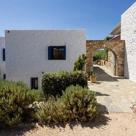 Iliablue Vila *